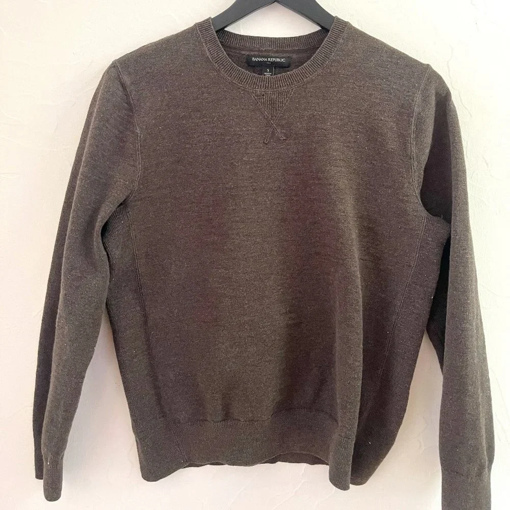 Comfy Knit Banana Republic Sweater - Picture 1 of 2